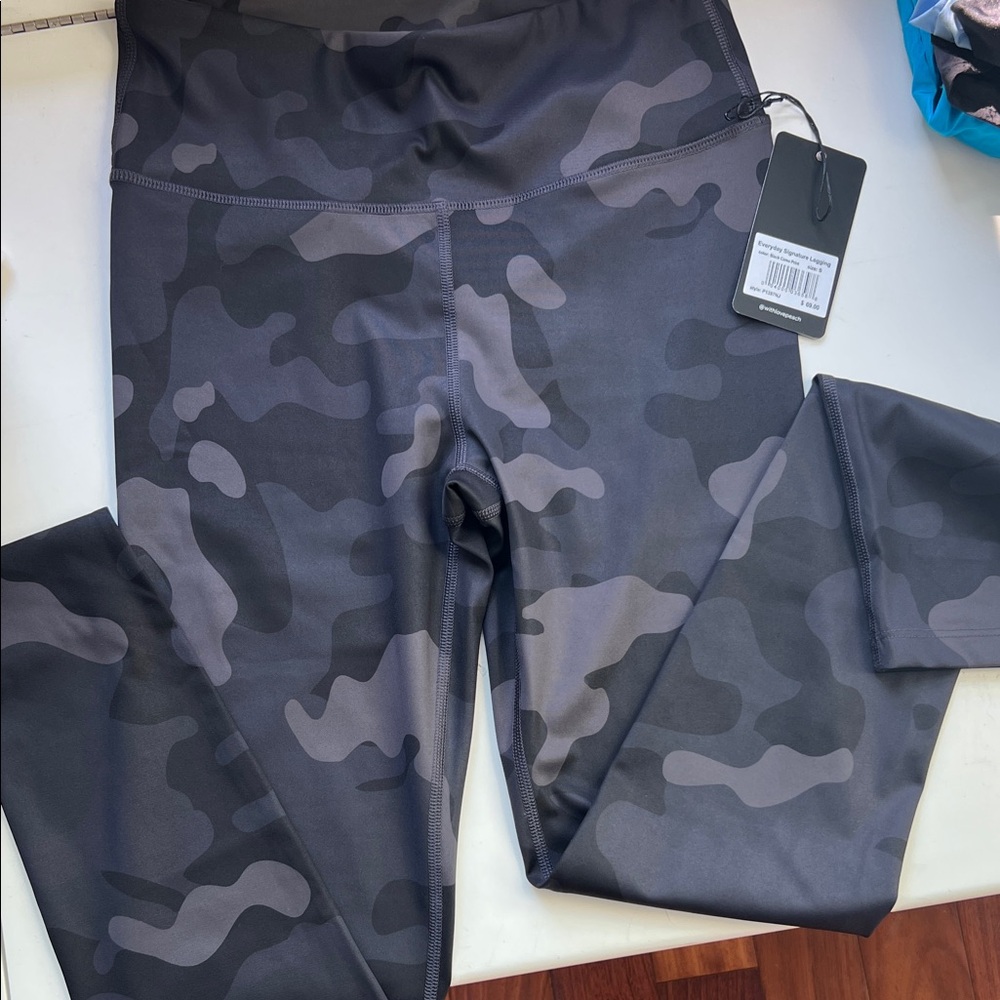 Women’s Everyday Signature Leggings